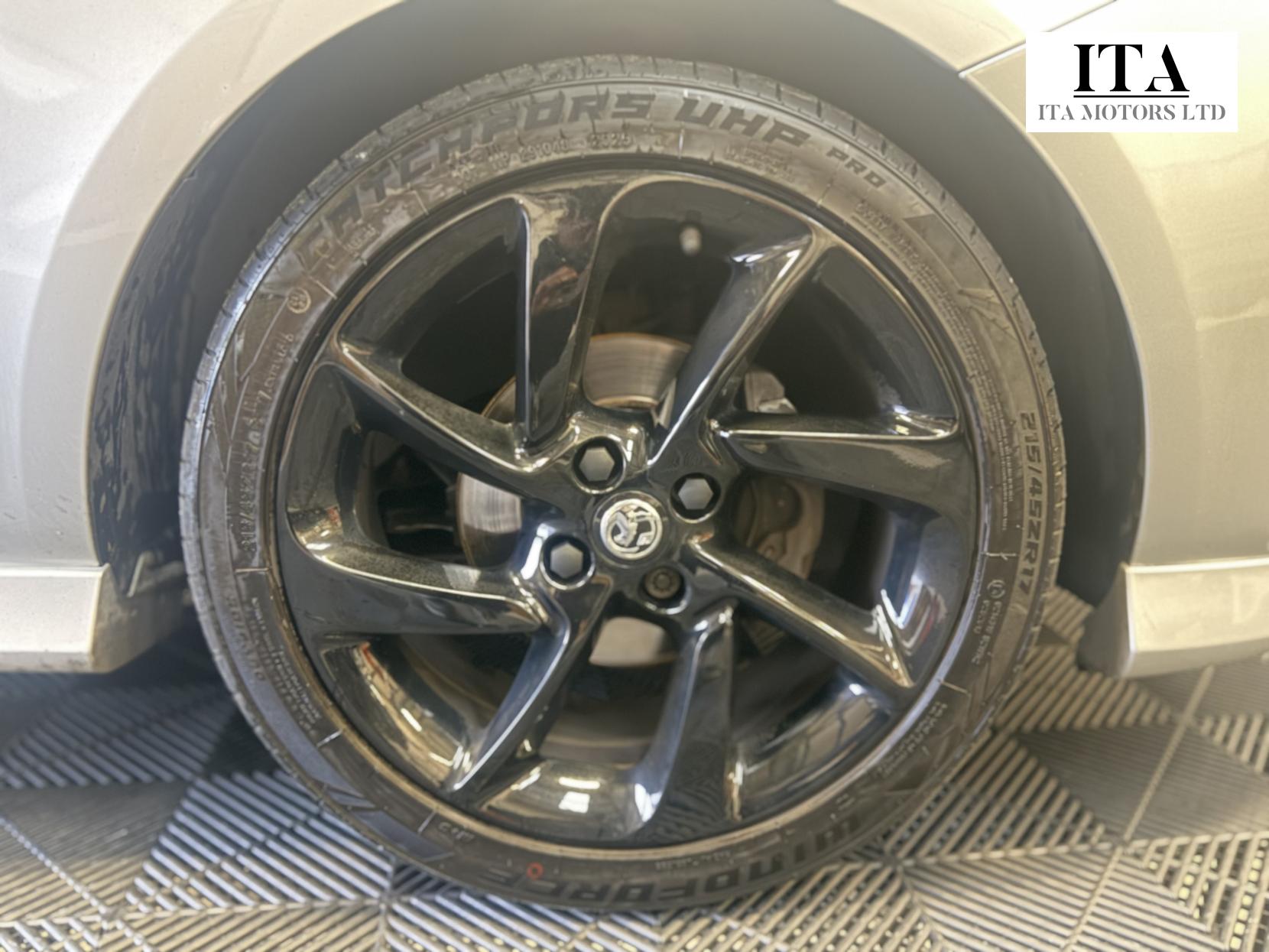 Vauxhall Corsa 1.4i ecoTEC SRi VX Line Nav Black Hatchback 5dr Petrol Manual Euro 6 (90 ps)