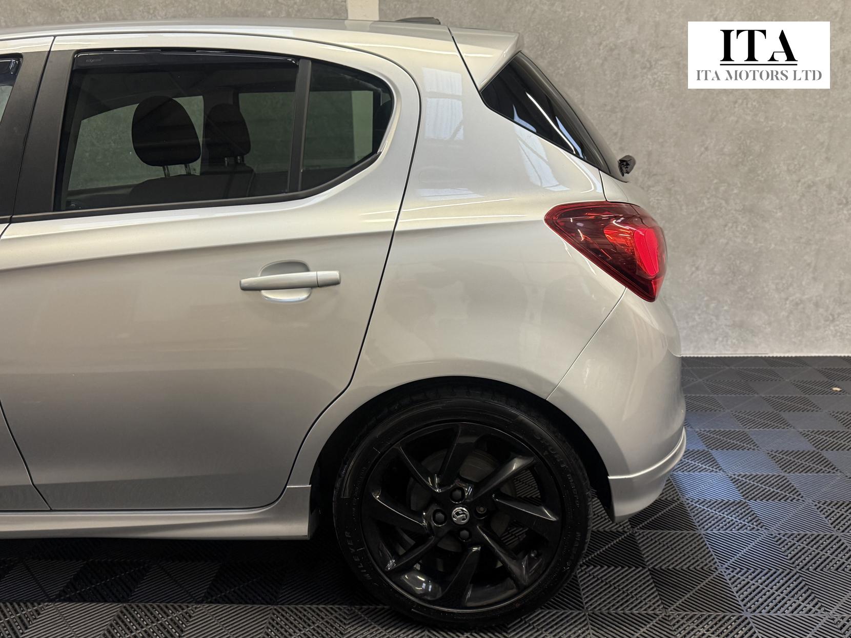 Vauxhall Corsa 1.4i ecoTEC SRi VX Line Nav Black Hatchback 5dr Petrol Manual Euro 6 (90 ps)