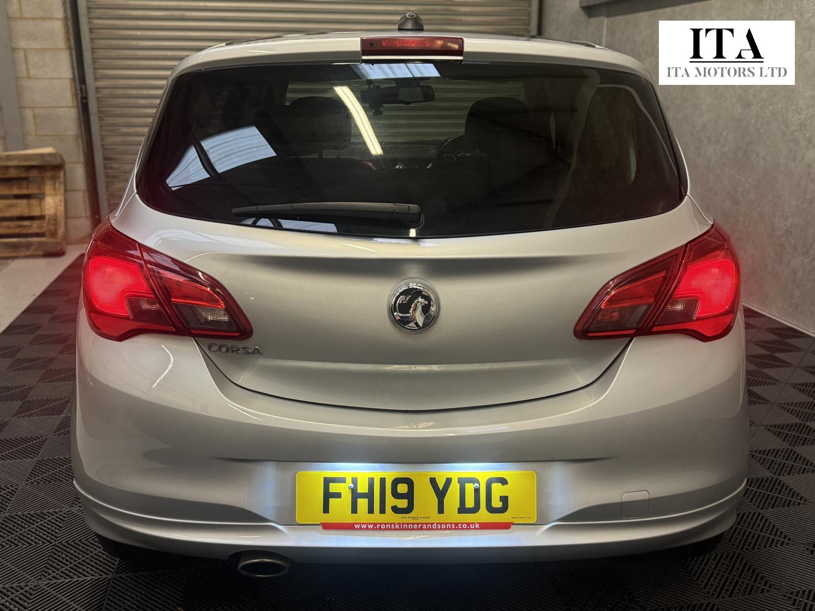 Vauxhall Corsa 1.4i ecoTEC SRi VX Line Nav Black Hatchback 5dr Petrol Manual Euro 6 (90 ps)