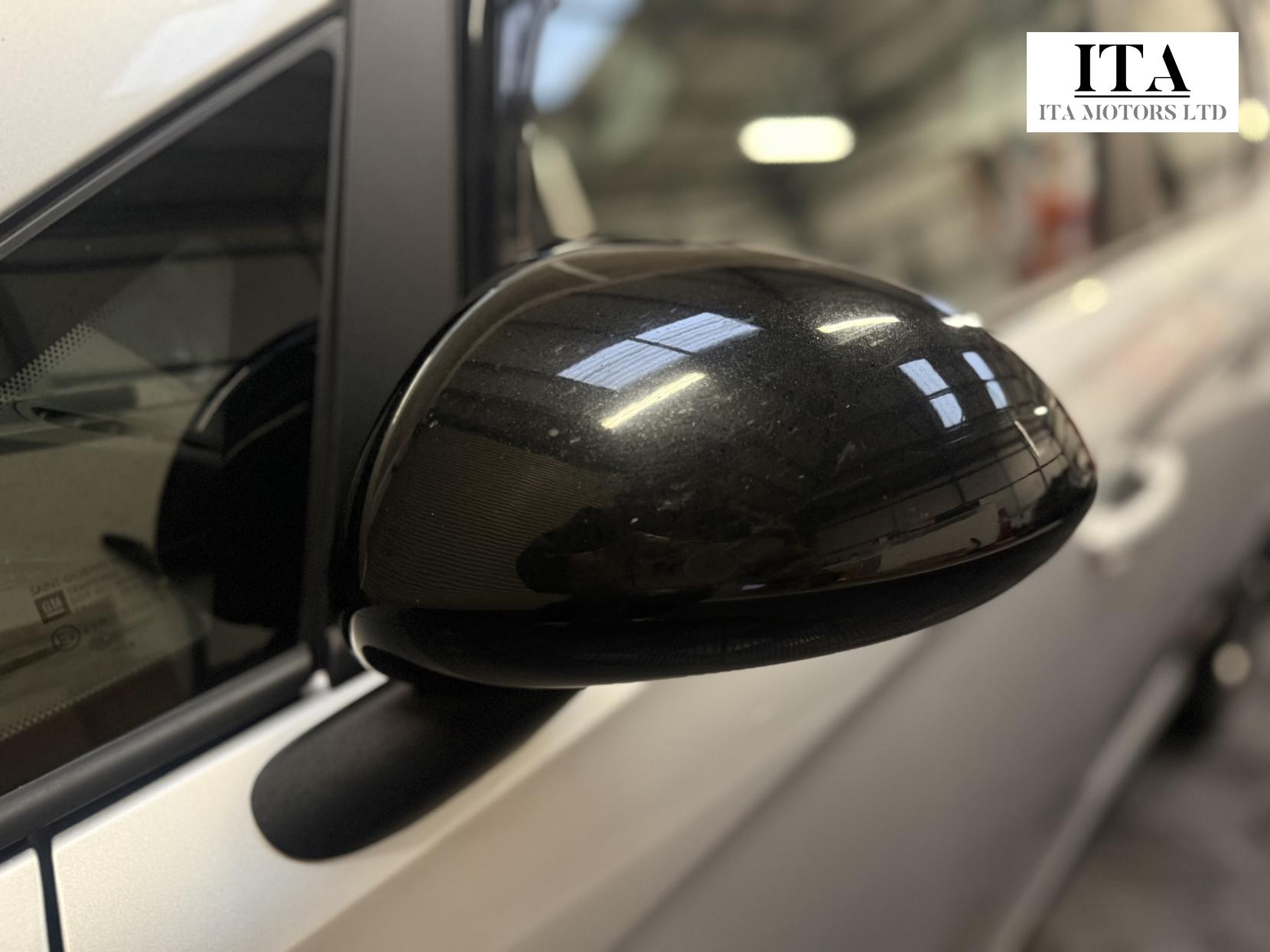 Vauxhall Corsa 1.4i ecoTEC SRi VX Line Nav Black Hatchback 5dr Petrol Manual Euro 6 (90 ps)