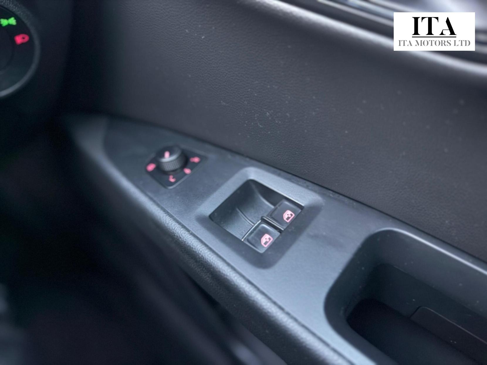 SEAT Leon 1.4 EcoTSI FR Technology Sport Coupe Euro 6 (s/s) 3dr