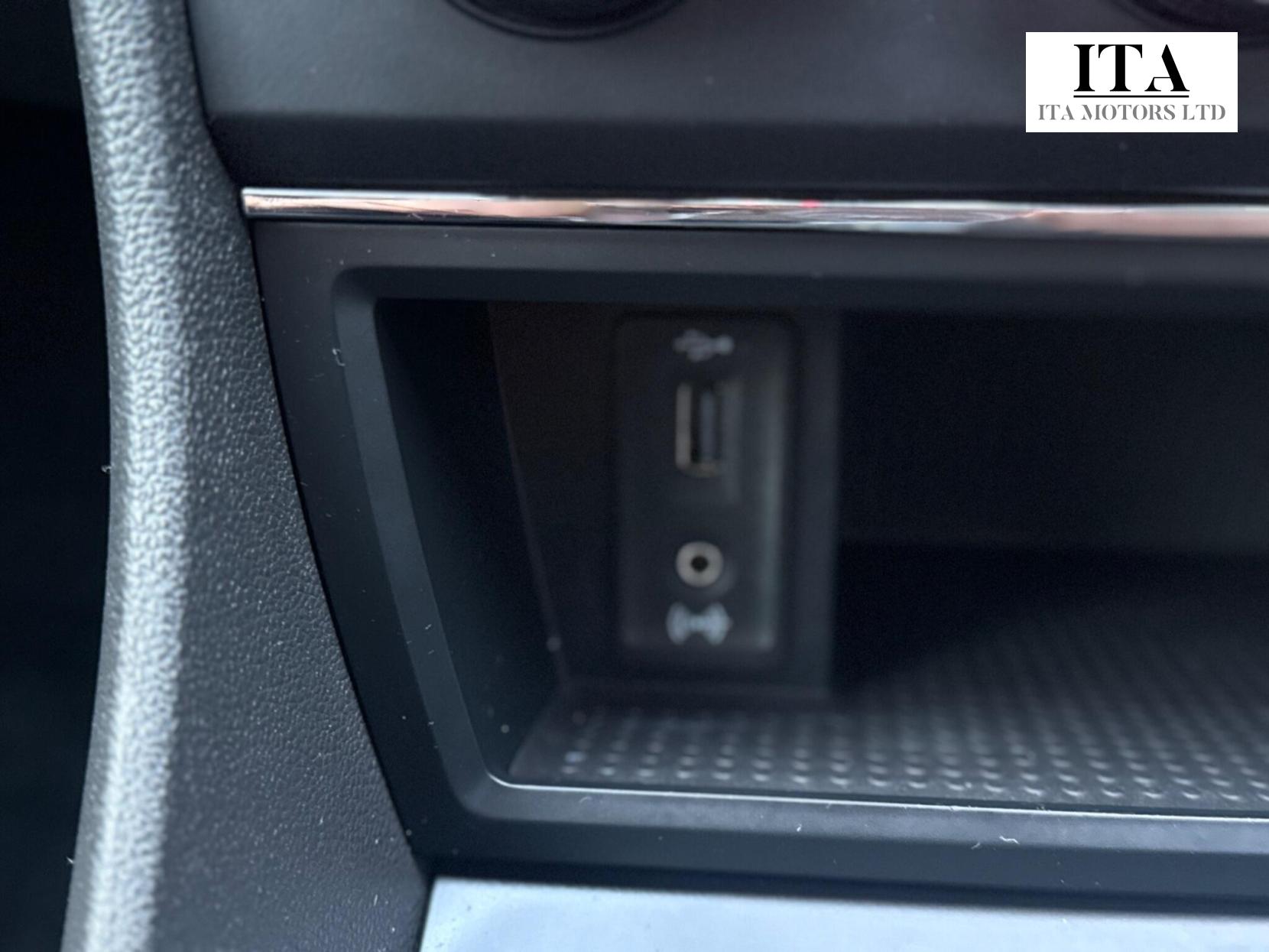 SEAT Leon 1.4 EcoTSI FR Technology Sport Coupe Euro 6 (s/s) 3dr