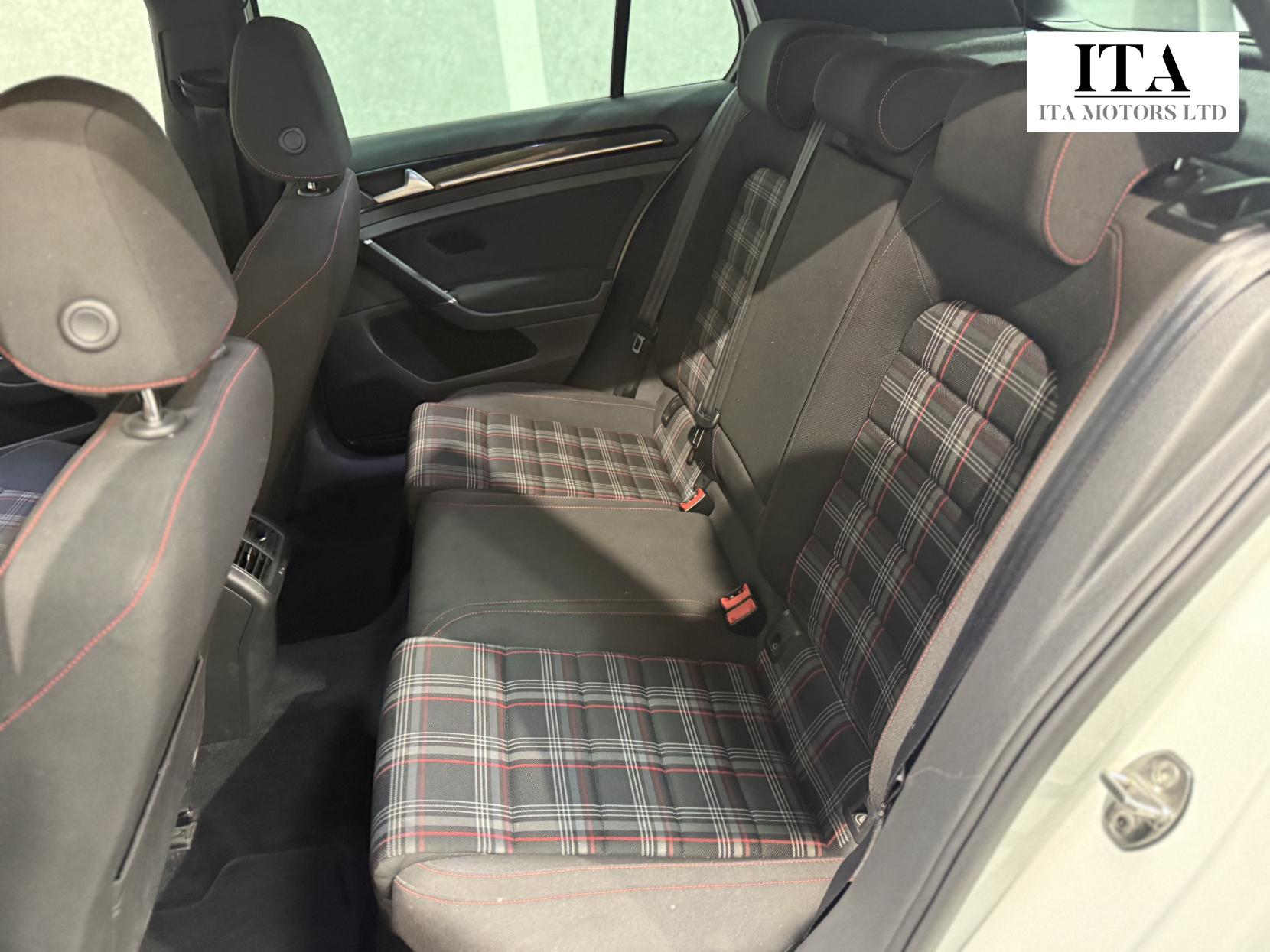 Volkswagen Golf 2.0 TSI BlueMotion Tech GTI Hatchback 5dr Petrol DSG Euro 6 (s/s) (220 ps)