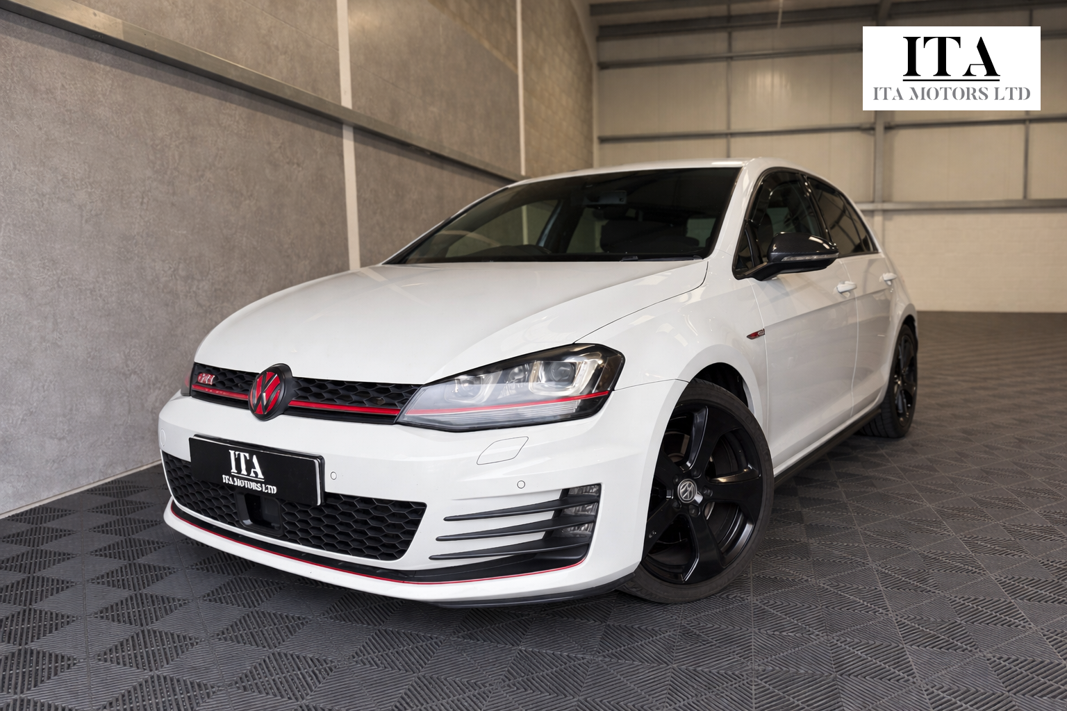 Volkswagen Golf 2.0 TSI BlueMotion Tech GTI Hatchback 5dr Petrol DSG Euro 6 (s/s) (220 ps)