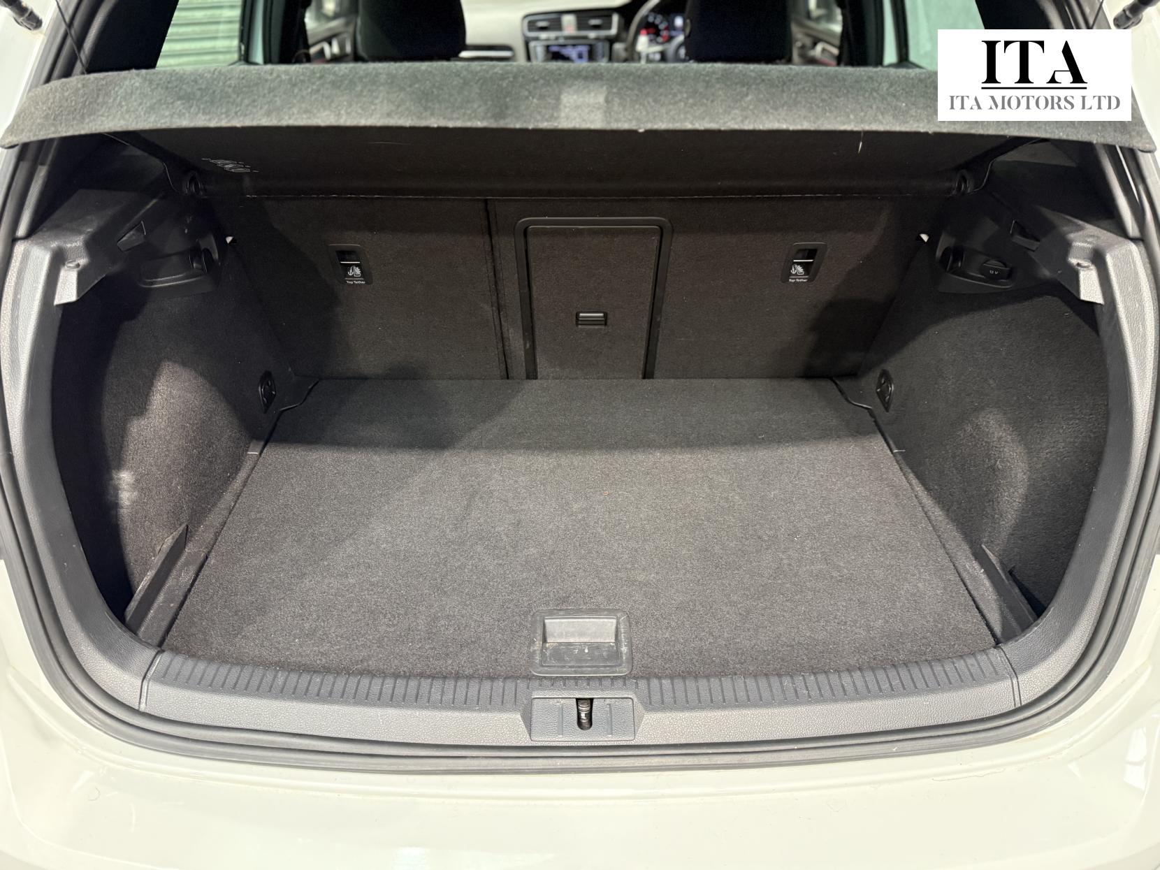 Volkswagen Golf 2.0 TSI BlueMotion Tech GTI Hatchback 5dr Petrol DSG Euro 6 (s/s) (220 ps)