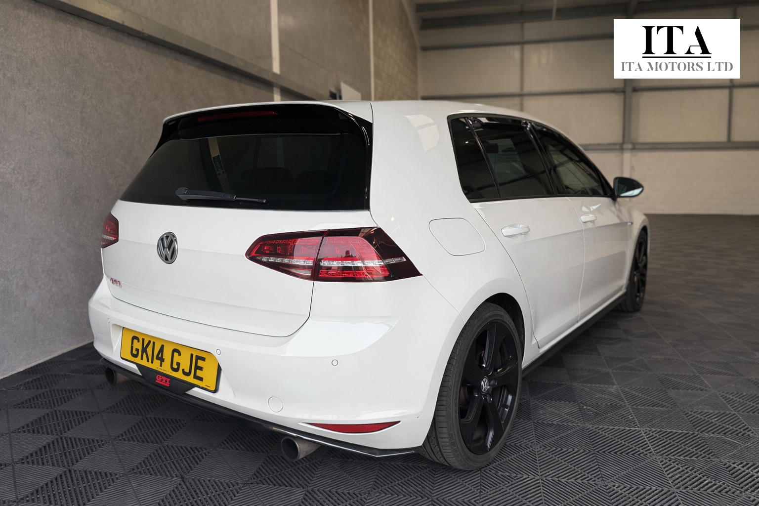 Volkswagen Golf 2.0 TSI BlueMotion Tech GTI Hatchback 5dr Petrol DSG Euro 6 (s/s) (220 ps)