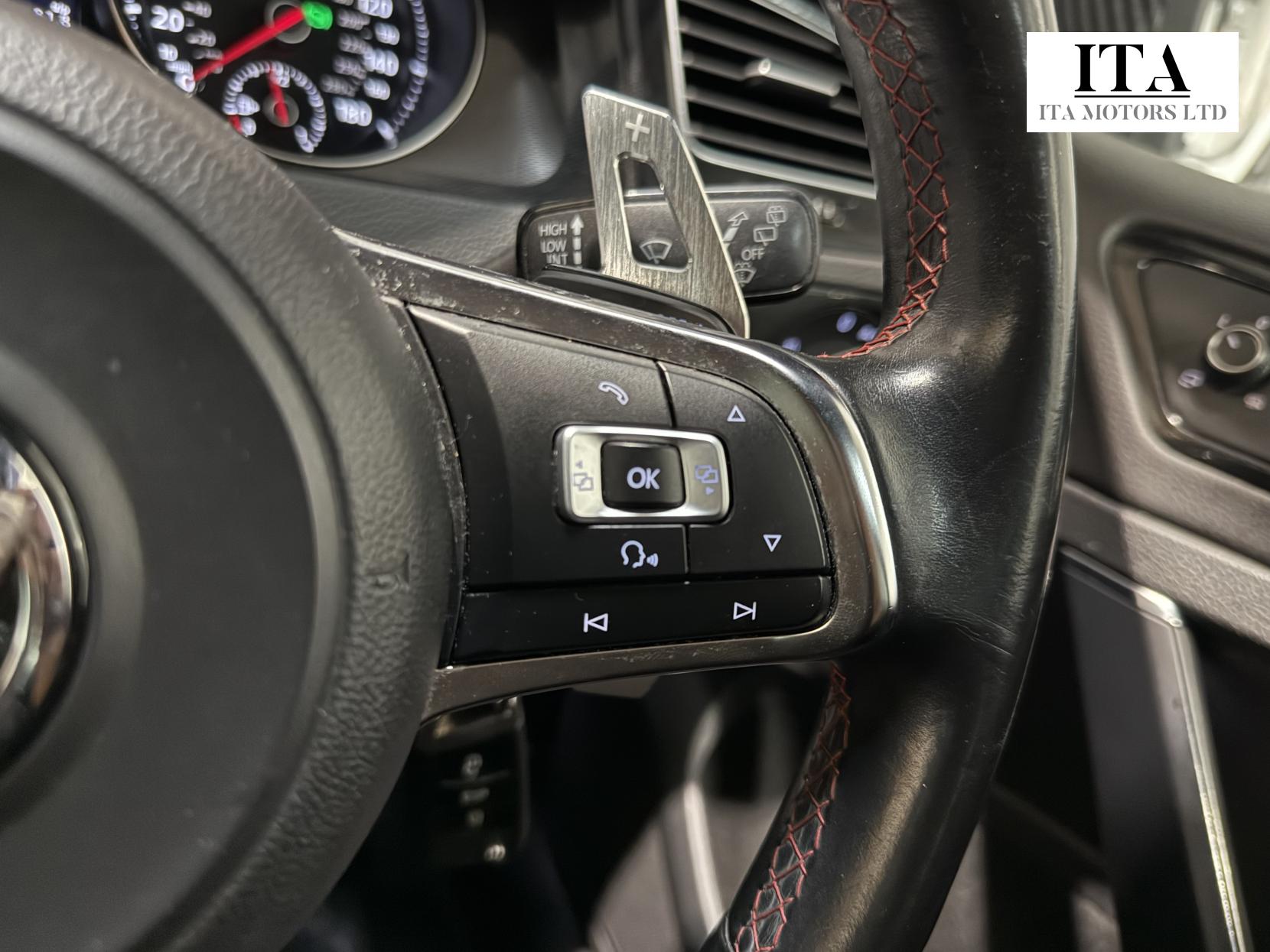 Volkswagen Golf 2.0 TSI BlueMotion Tech GTI Hatchback 5dr Petrol DSG Euro 6 (s/s) (220 ps)