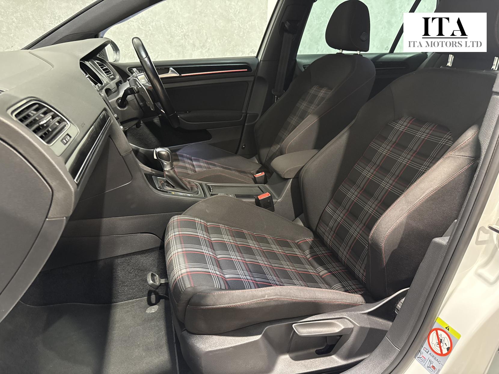 Volkswagen Golf 2.0 TSI BlueMotion Tech GTI Hatchback 5dr Petrol DSG Euro 6 (s/s) (220 ps)