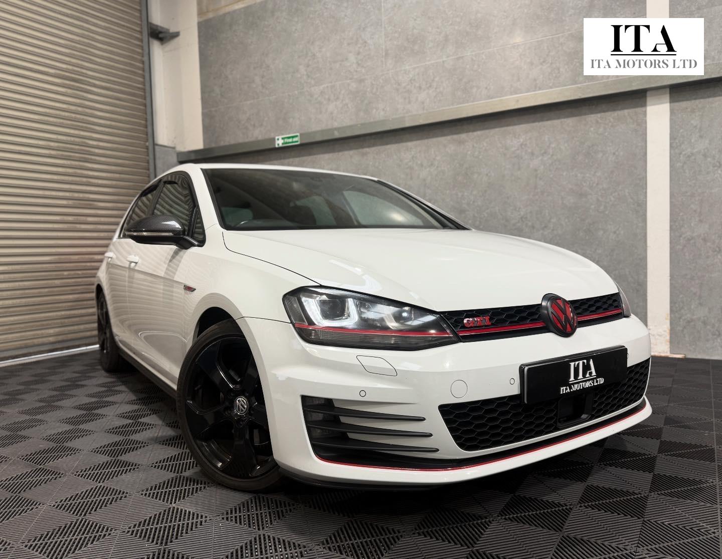 Volkswagen Golf 2.0 TSI BlueMotion Tech GTI Hatchback 5dr Petrol DSG Euro 6 (s/s) (220 ps)