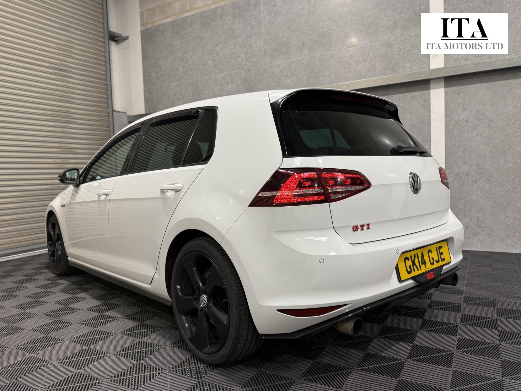 Volkswagen Golf 2.0 TSI BlueMotion Tech GTI Hatchback 5dr Petrol DSG Euro 6 (s/s) (220 ps)