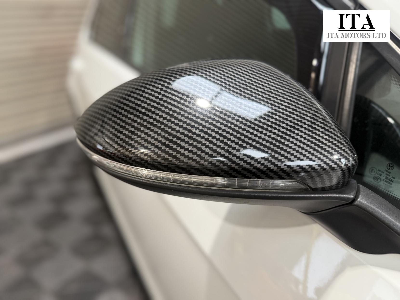 Volkswagen Golf 2.0 TSI BlueMotion Tech GTI Hatchback 5dr Petrol DSG Euro 6 (s/s) (220 ps)