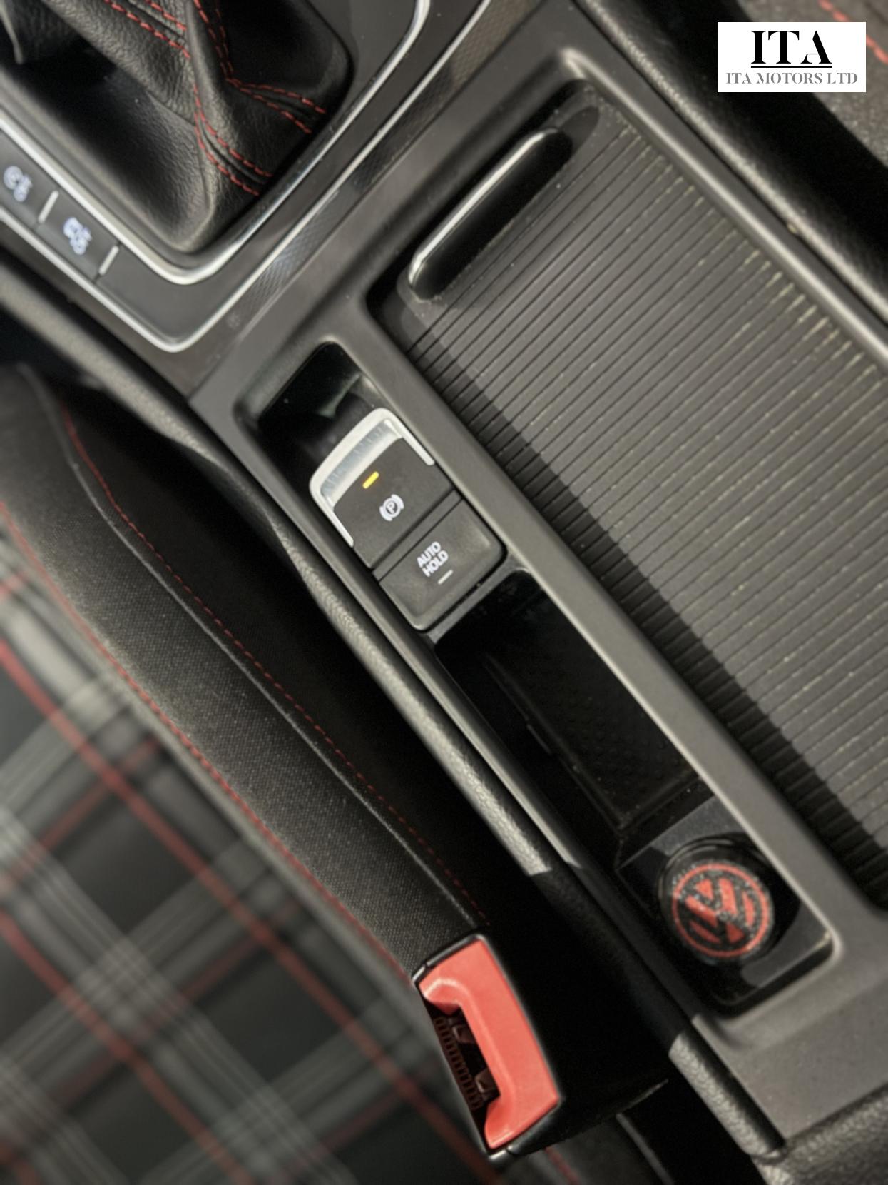 Volkswagen Golf 2.0 TSI BlueMotion Tech GTI Hatchback 5dr Petrol DSG Euro 6 (s/s) (220 ps)