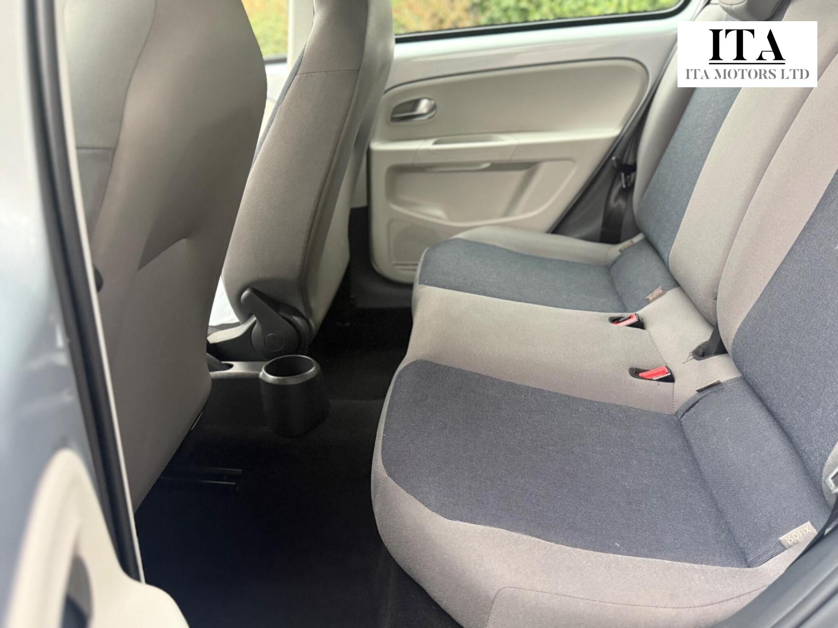 Volkswagen up! 1.0 Move up! Euro 6 5dr