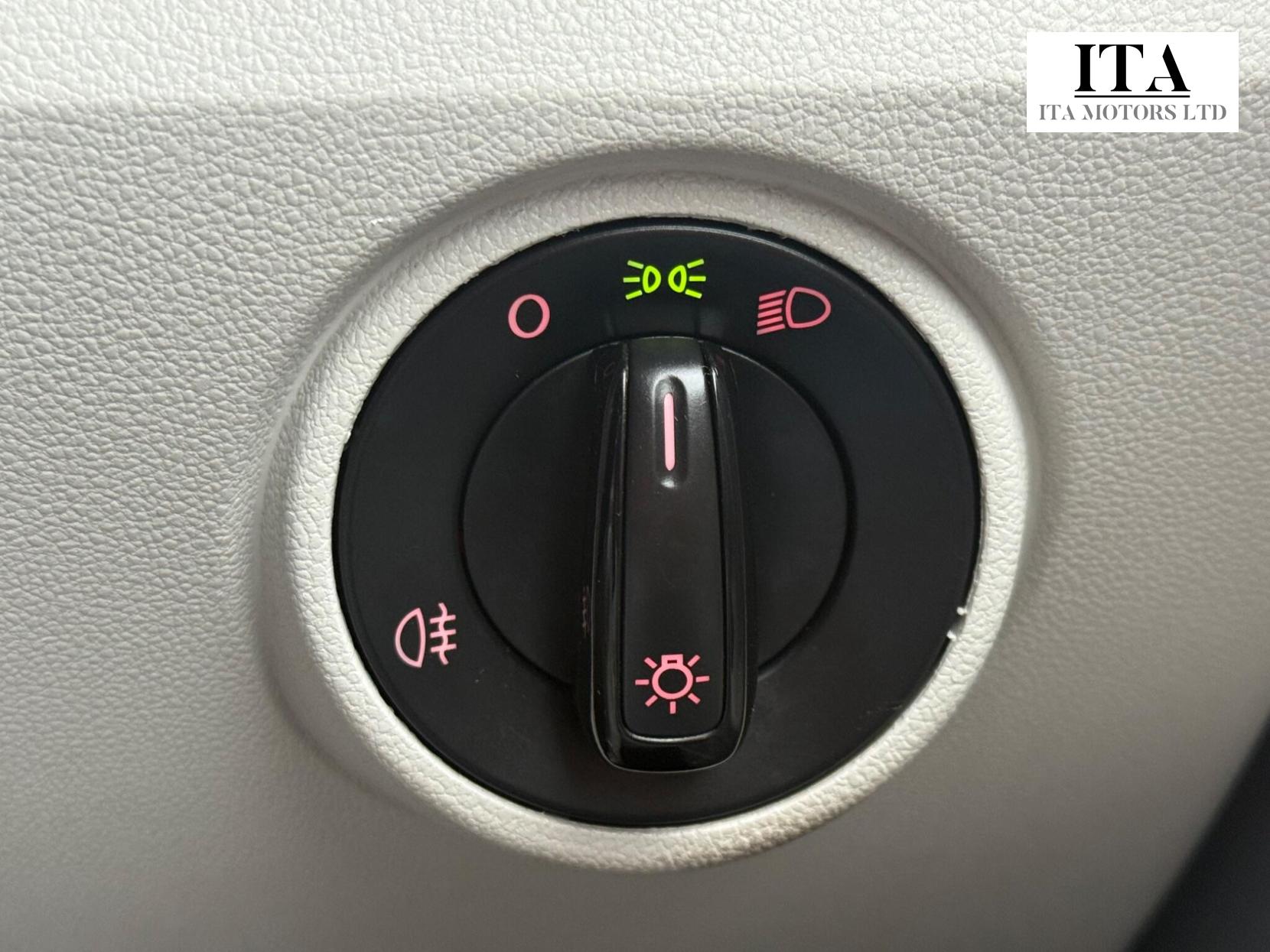 Volkswagen up! 1.0 Move up! Euro 6 5dr