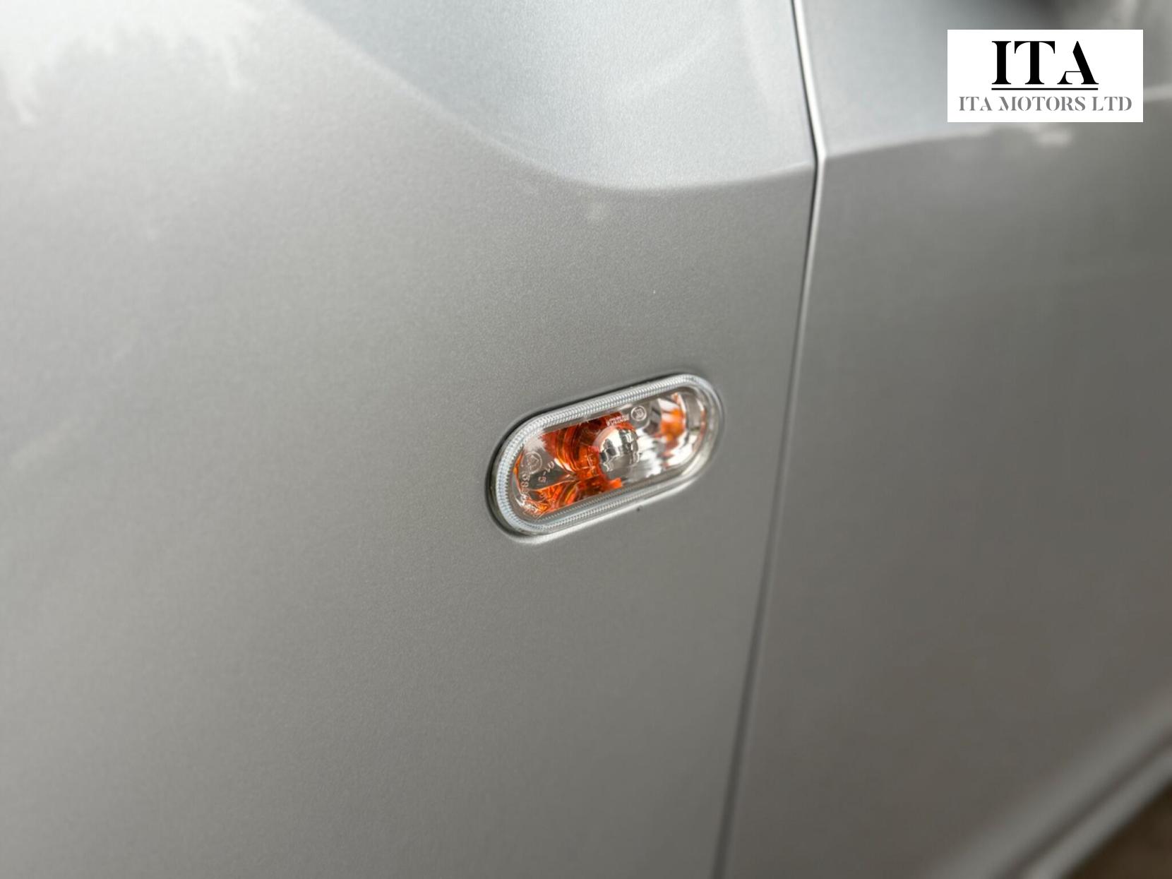 Volkswagen up! 1.0 Move up! Euro 6 5dr