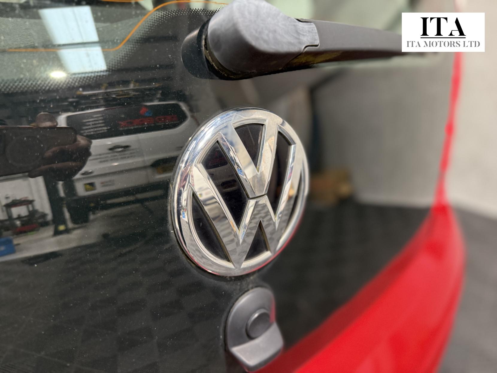 Volkswagen up! 1.0 Move up! Hatchback 5dr Petrol Manual Euro 5 (60 ps)