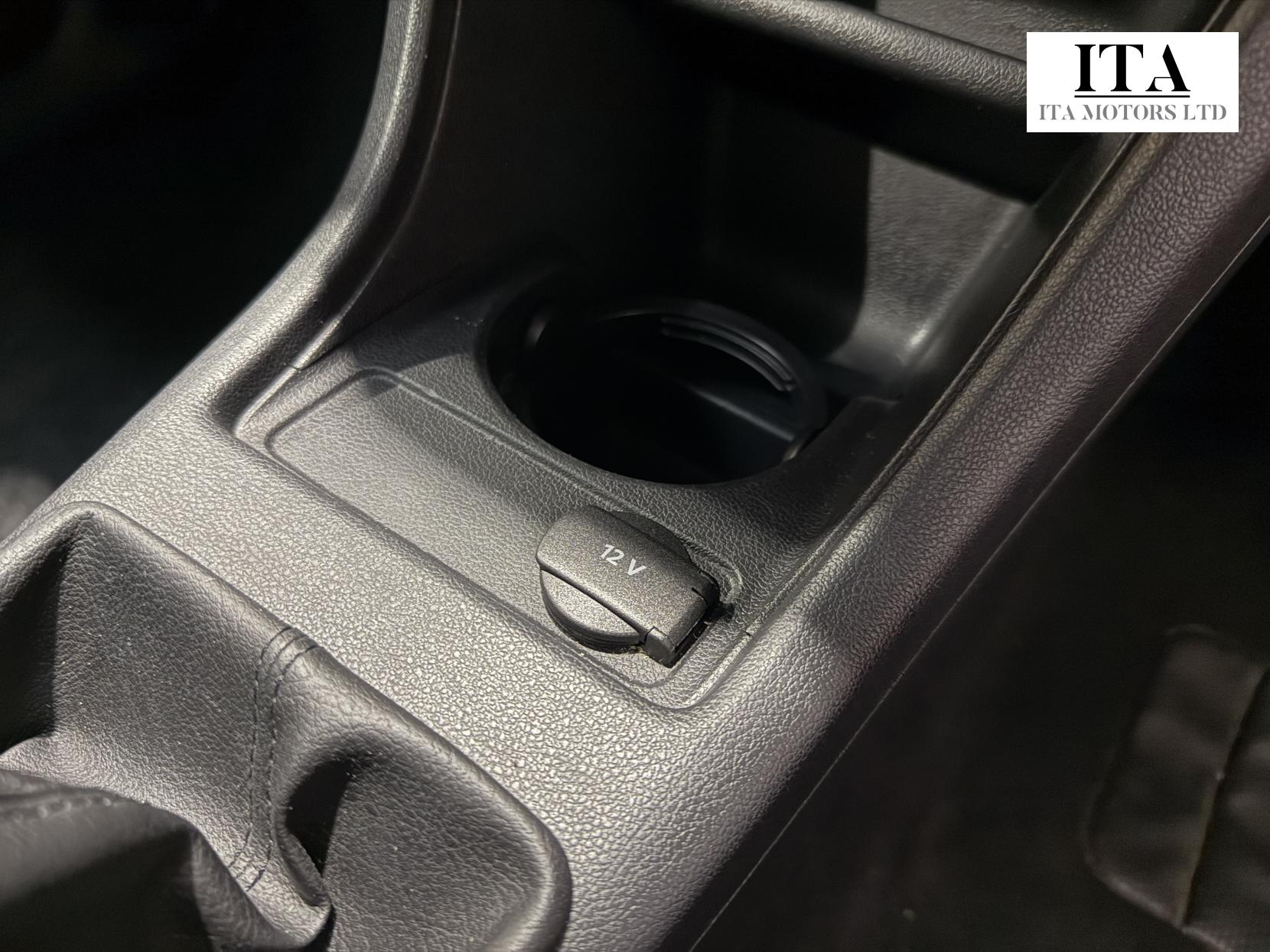 Volkswagen up! 1.0 Move up! Hatchback 5dr Petrol Manual Euro 5 (60 ps)