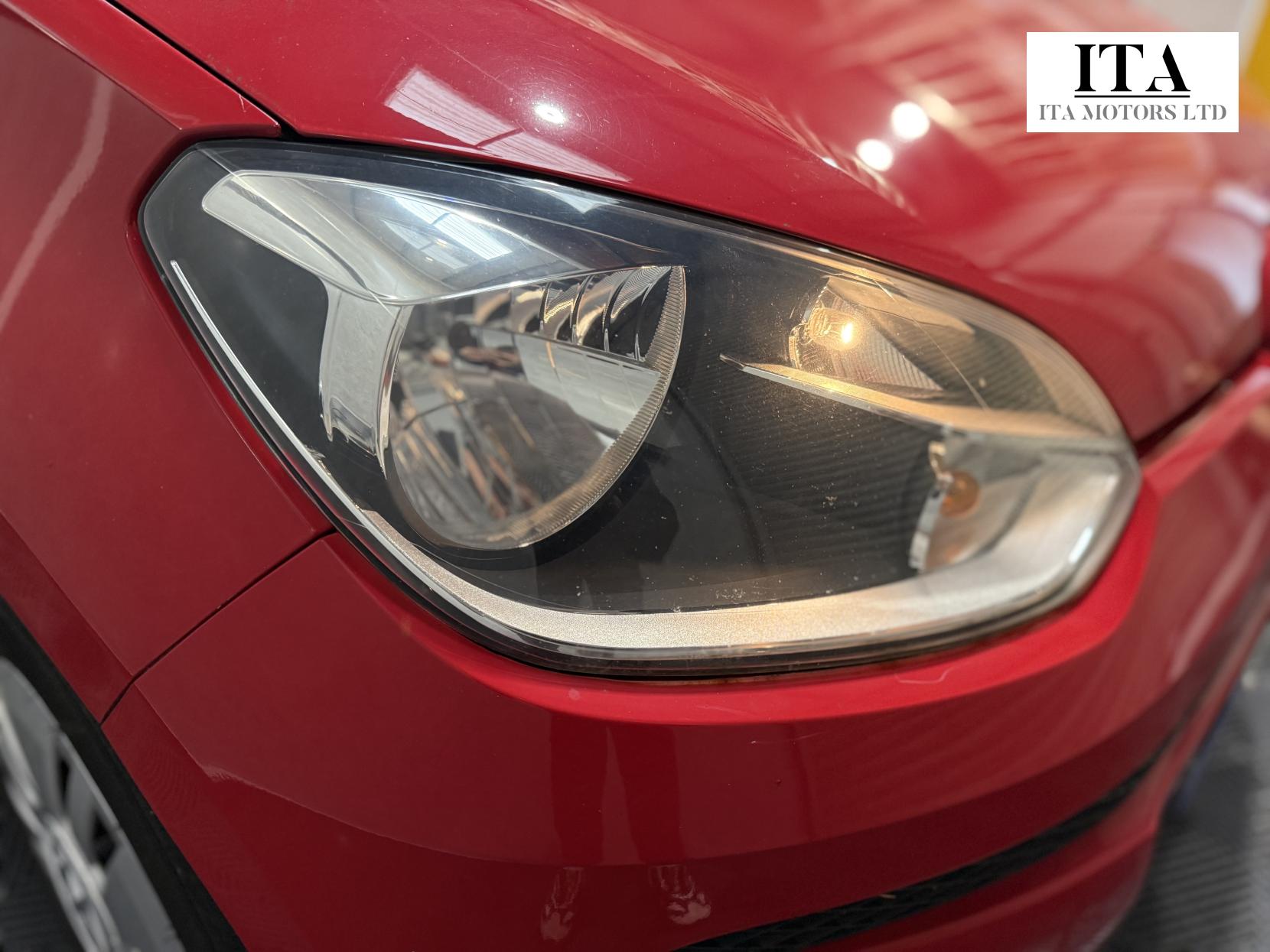 Volkswagen up! 1.0 Move up! Hatchback 5dr Petrol Manual Euro 5 (60 ps)