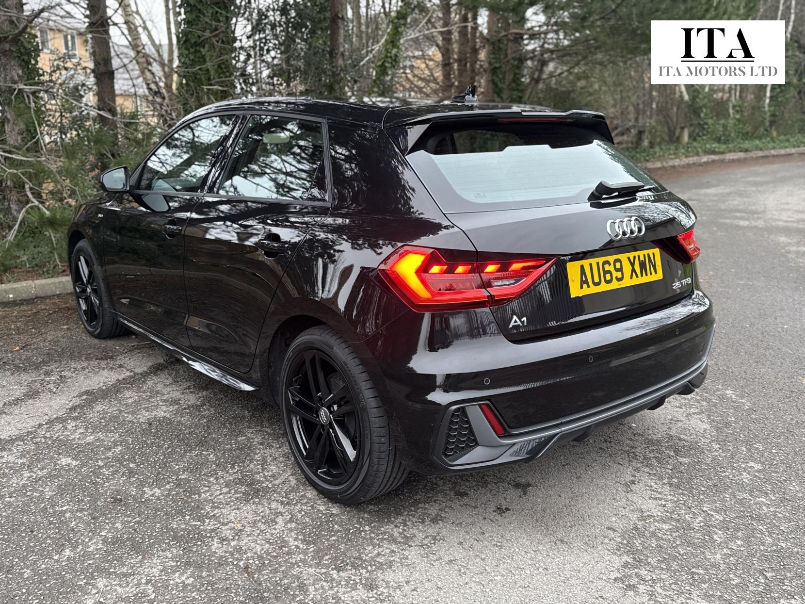 Audi A1 1.0 TFSI 25 S line Sportback 5dr Petrol Manual Euro 6 (s/s) (95 ps)