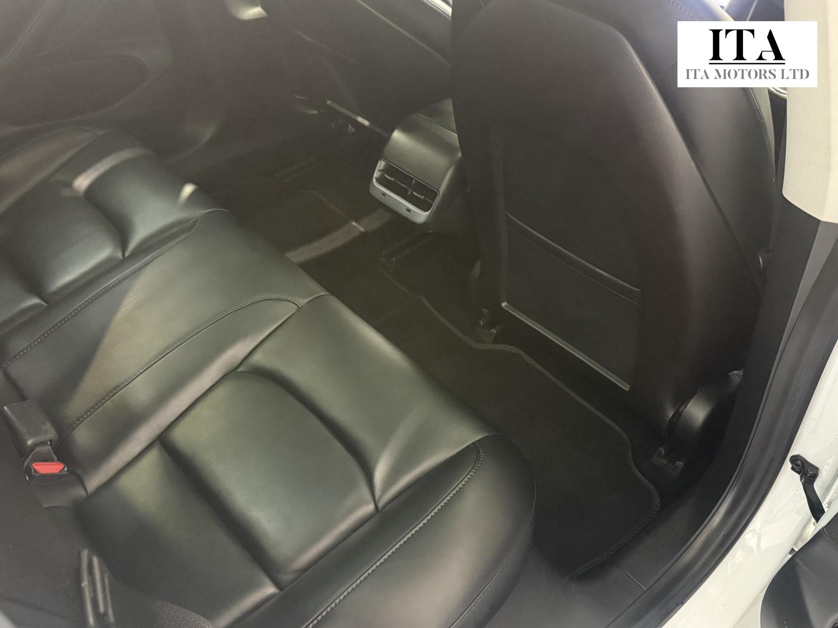 Tesla Model 3 Standard Range Plus Saloon 4dr Electric Auto RWD (241 bhp)