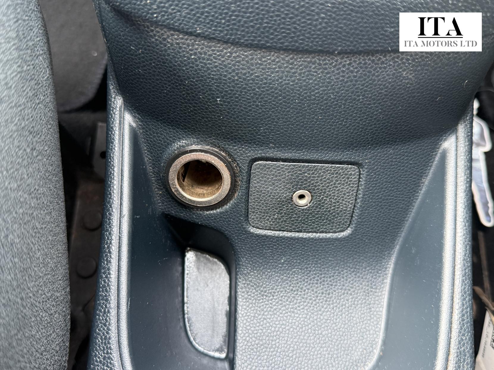 Ford Fiesta 1.25 Zetec Hatchback 3dr Petrol Manual (129 g/km, 81 bhp)