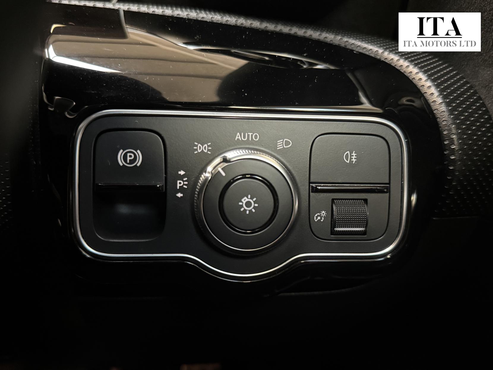 Mercedes-Benz A Class 1.3 A200 AMG Line (Executive) 7G-DCT Euro 6 (s/s) 5dr